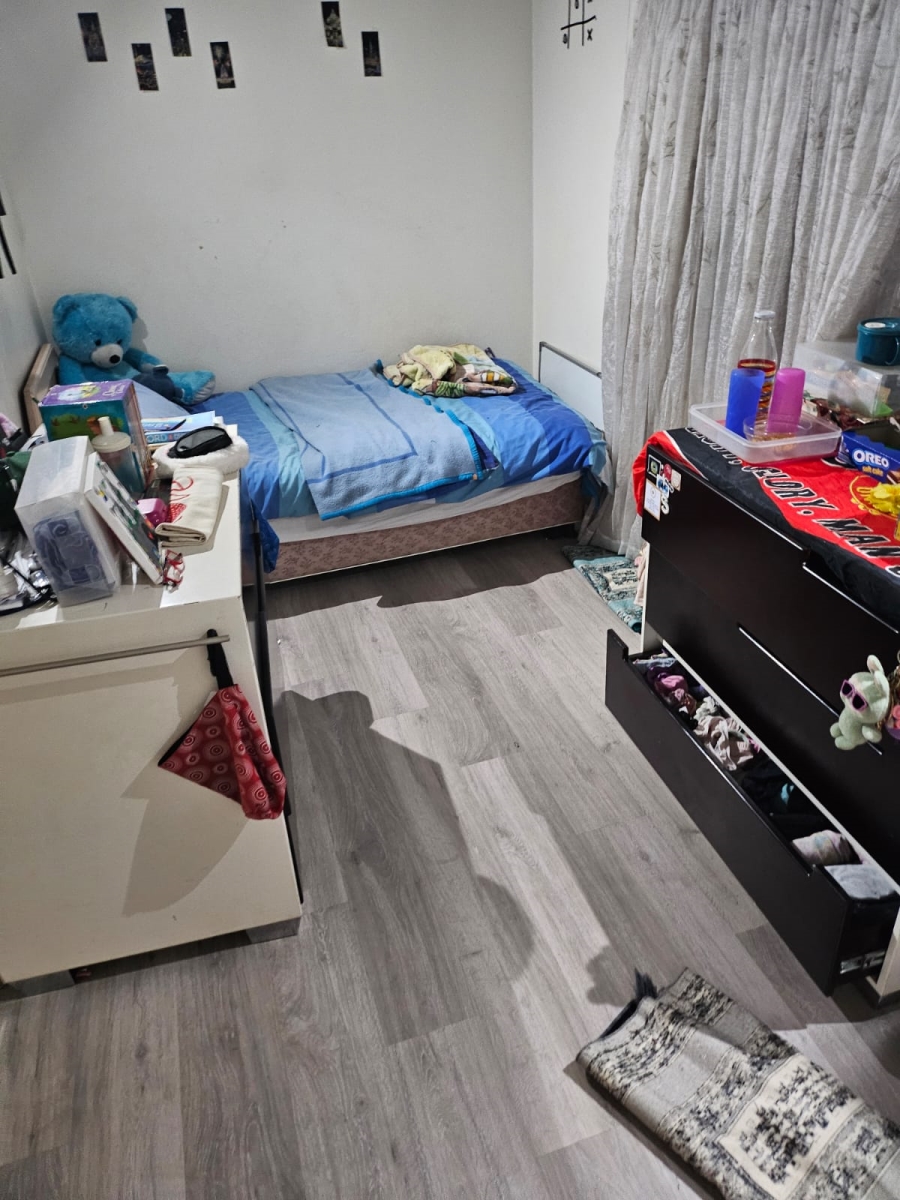 2 Bedroom Property for Sale in Erasmia Gauteng