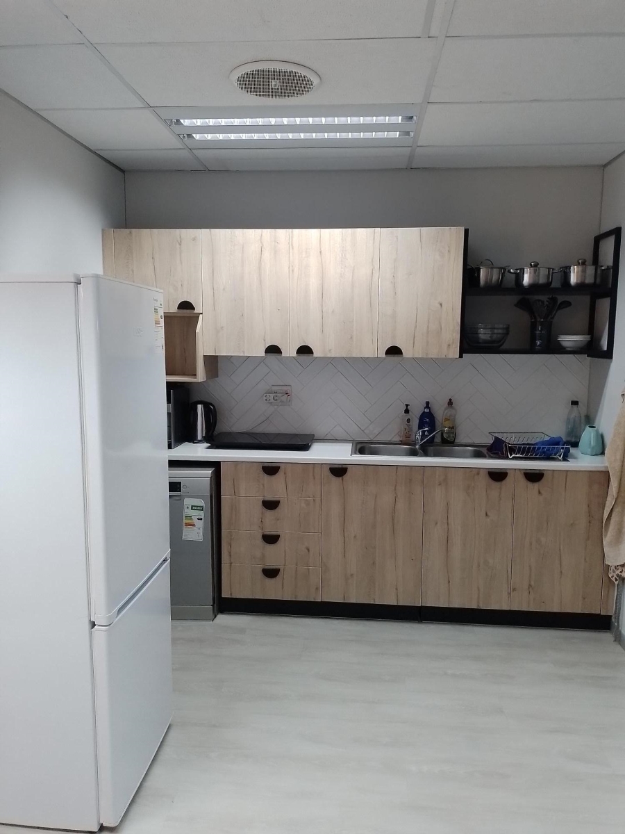 To Let Commercial Property for Rent in Greenstone Hill Gauteng