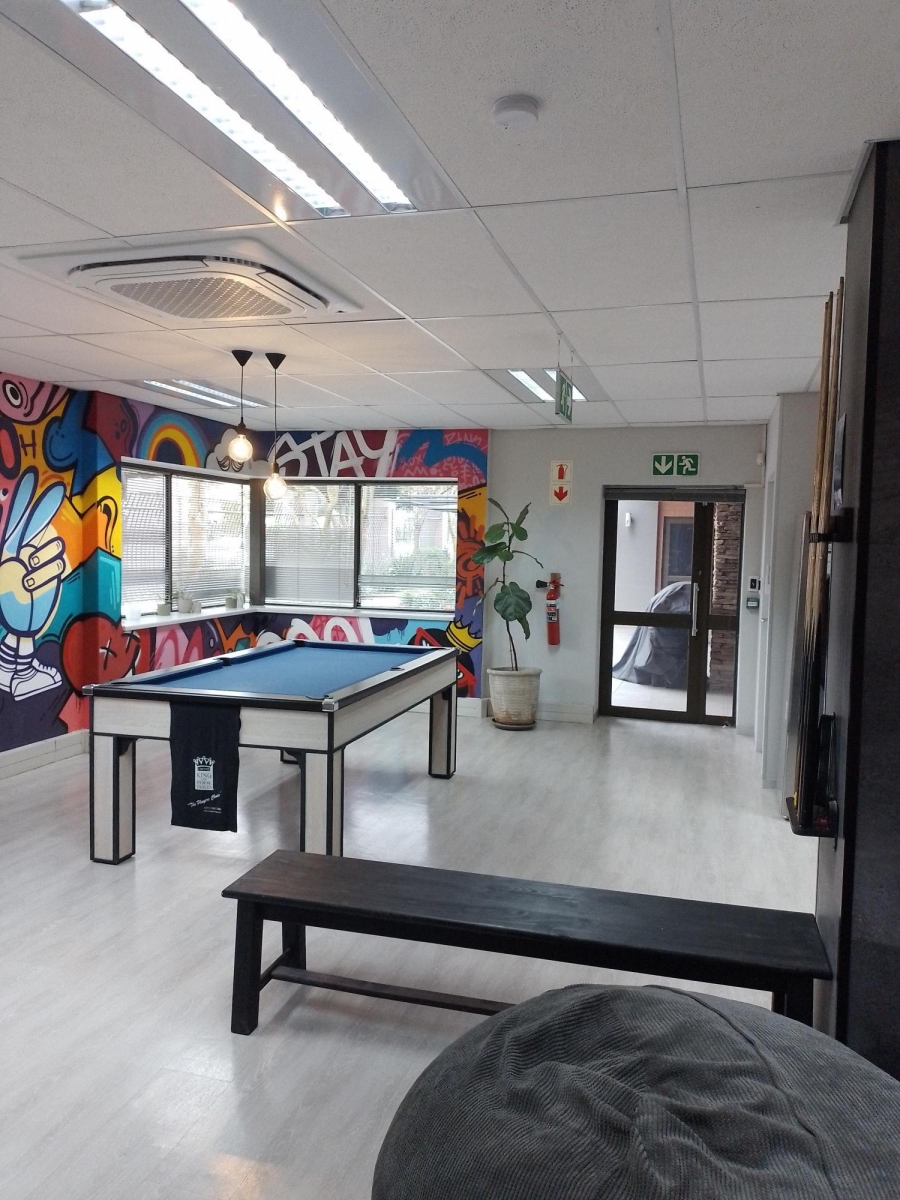 To Let Commercial Property for Rent in Greenstone Hill Gauteng