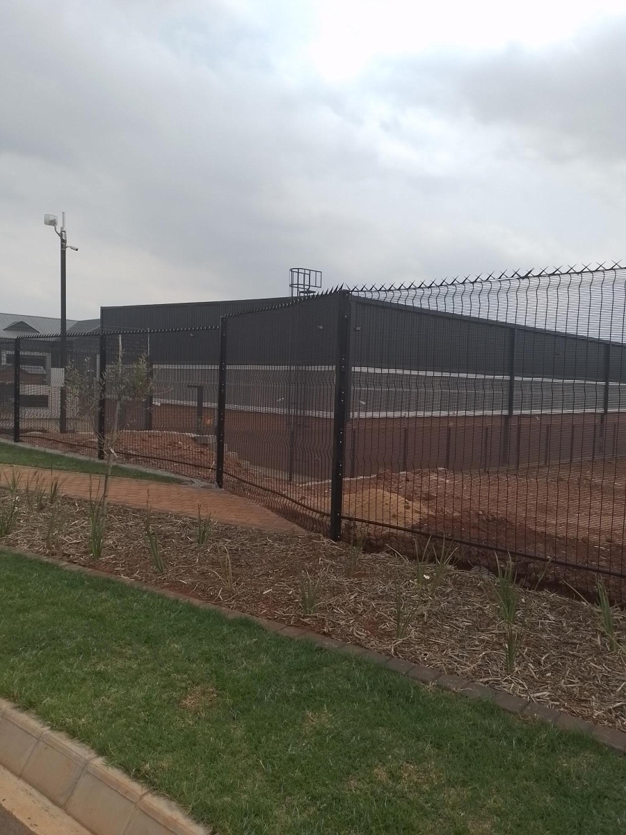 To Let Commercial Property for Rent in Doringkloof Gauteng