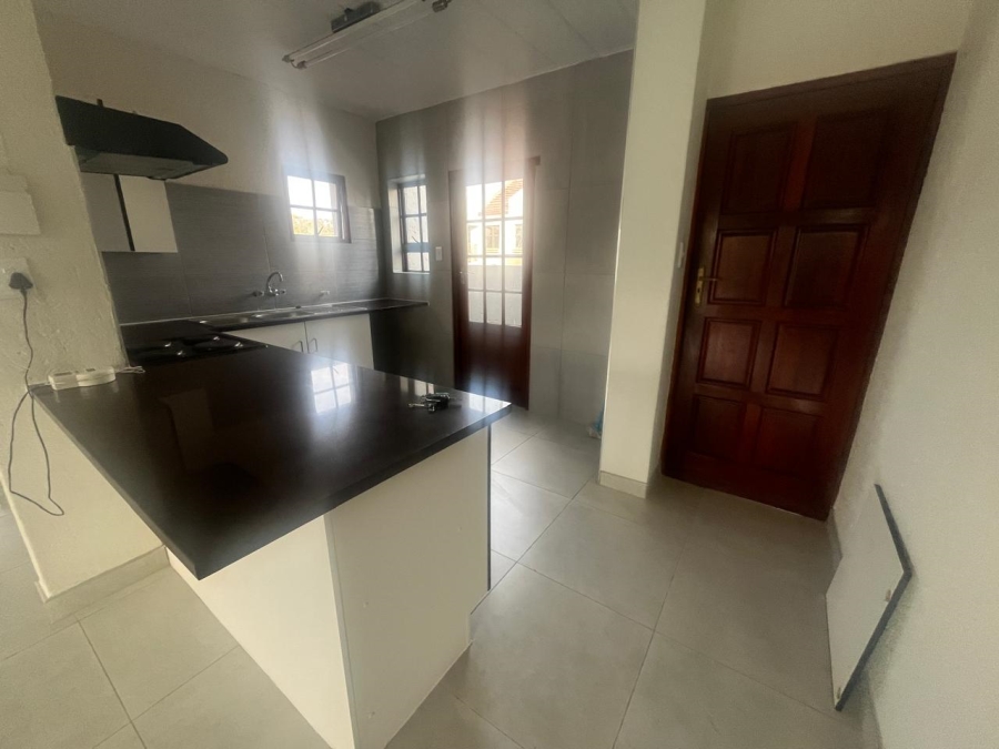 To Let 1 Bedroom Property for Rent in Dowerglen Ext 4 Gauteng