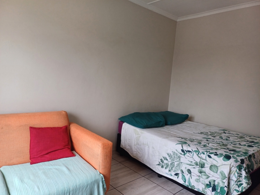 To Let 1 Bedroom Property for Rent in Croydon Gauteng