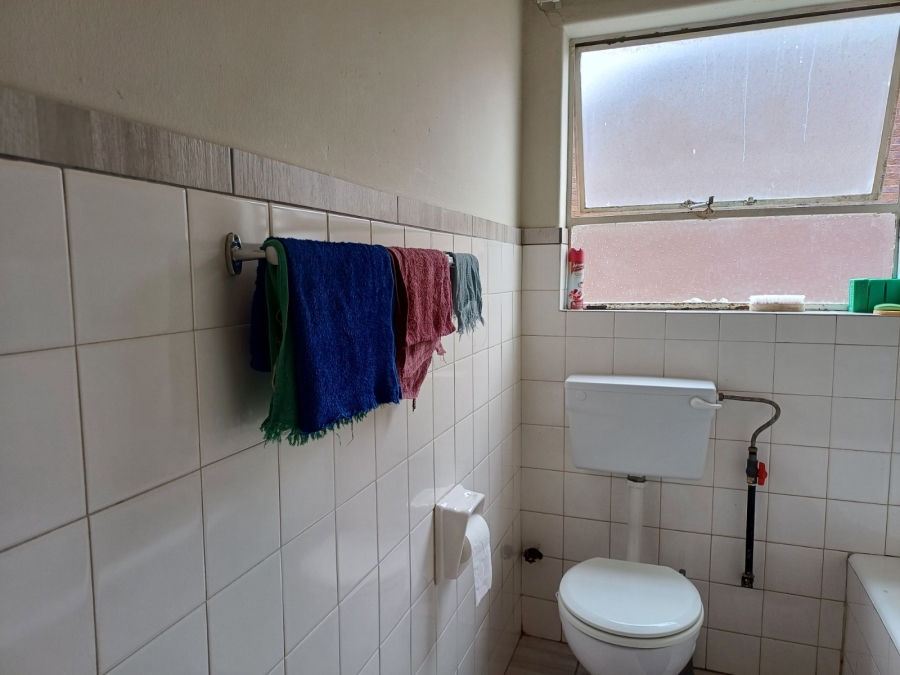 To Let 1 Bedroom Property for Rent in Croydon Gauteng