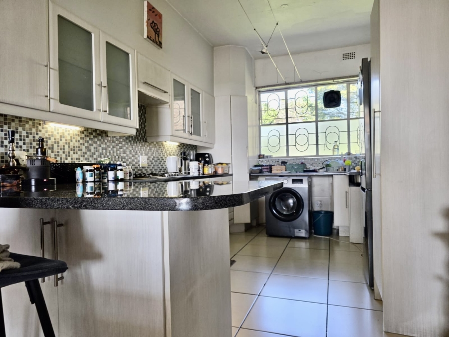 2 Bedroom Property for Sale in Killarney Gauteng