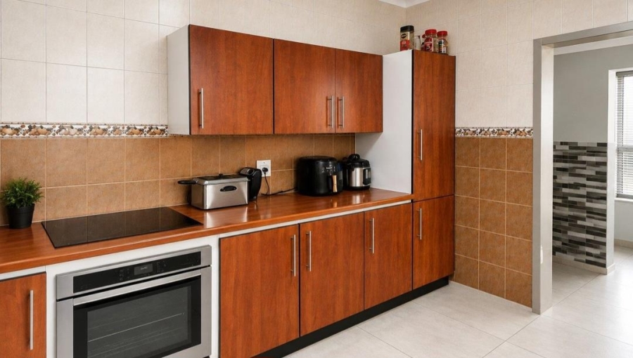 4 Bedroom Property for Sale in Edleen Gauteng