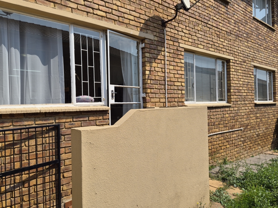 3 Bedroom Property for Sale in Terenure Gauteng