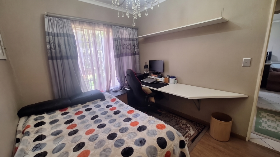 2 Bedroom Property for Sale in Northgate Gauteng