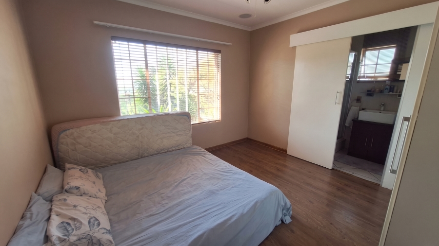 2 Bedroom Property for Sale in Northgate Gauteng
