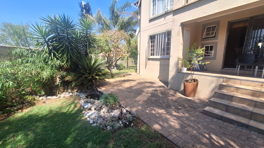 2 Bedroom Property for Sale in Northgate Gauteng