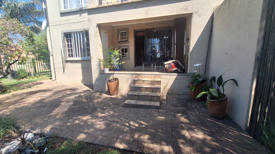 2 Bedroom Property for Sale in Northgate Gauteng