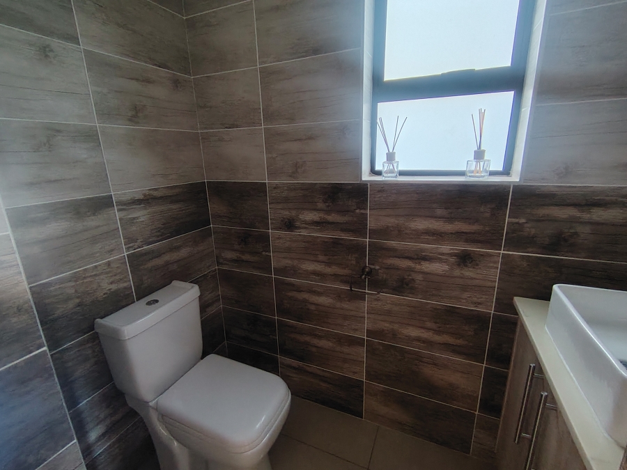 3 Bedroom Property for Sale in Kameeldrift East Gauteng