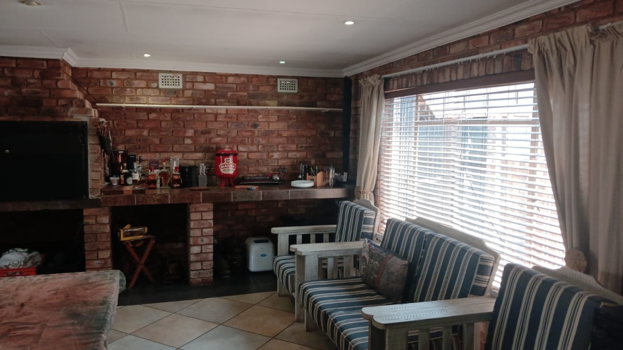 3 Bedroom Property for Sale in Doornpoort Gauteng