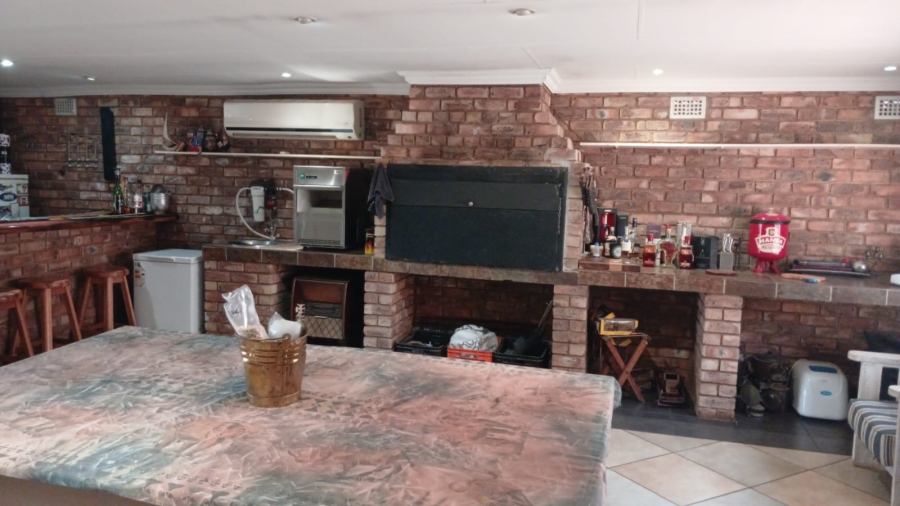 3 Bedroom Property for Sale in Doornpoort Gauteng