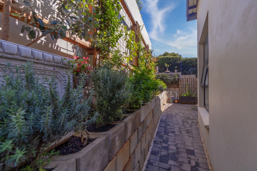 3 Bedroom Property for Sale in Eye of Africa Gauteng