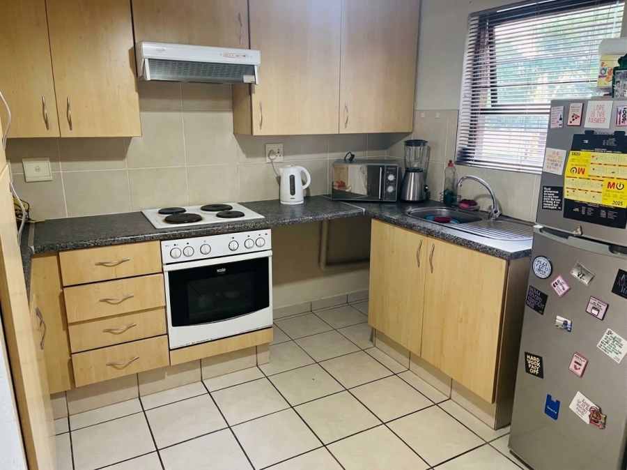 2 Bedroom Property for Sale in Lonehill Gauteng