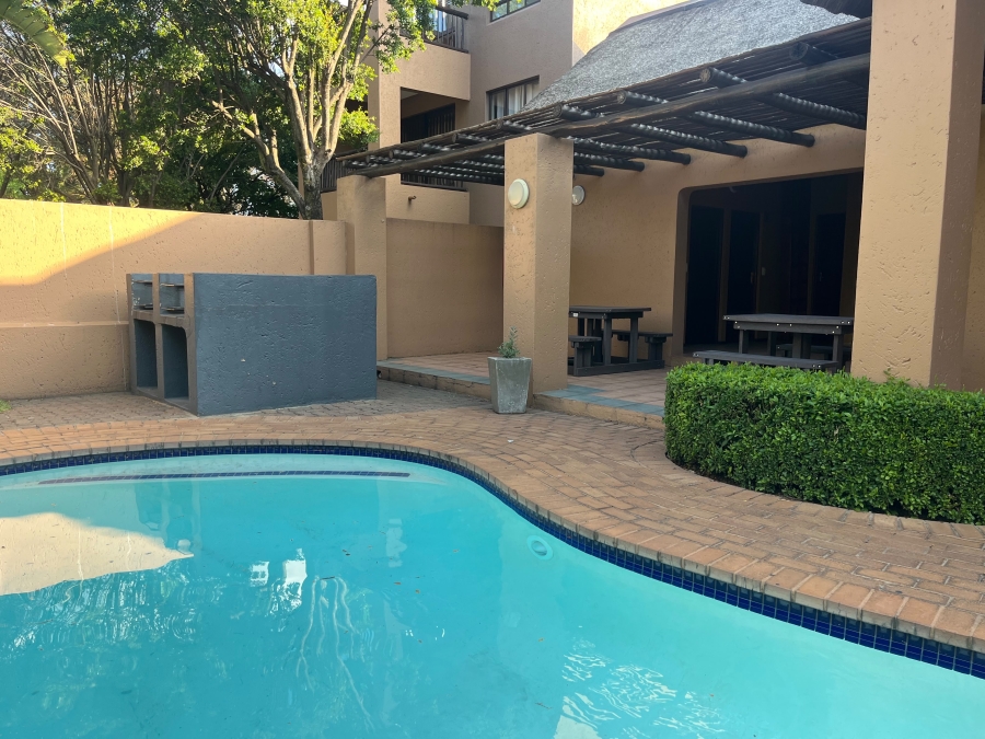 2 Bedroom Property for Sale in Lonehill Gauteng
