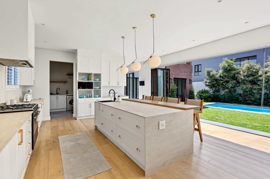 5 Bedroom Property for Sale in Parktown North Gauteng