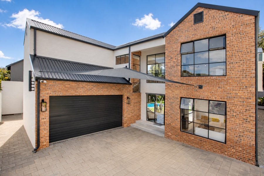 5 Bedroom Property for Sale in Parktown North Gauteng