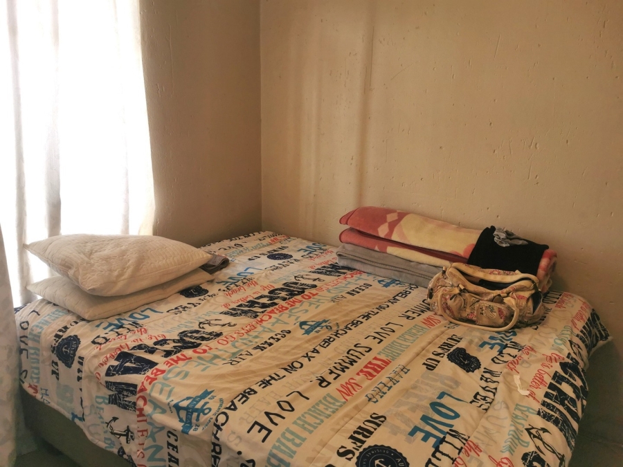 2 Bedroom Property for Sale in Comet Gauteng