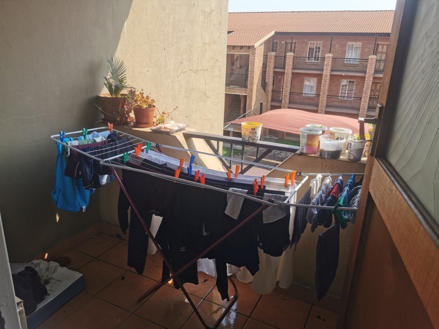 2 Bedroom Property for Sale in Comet Gauteng