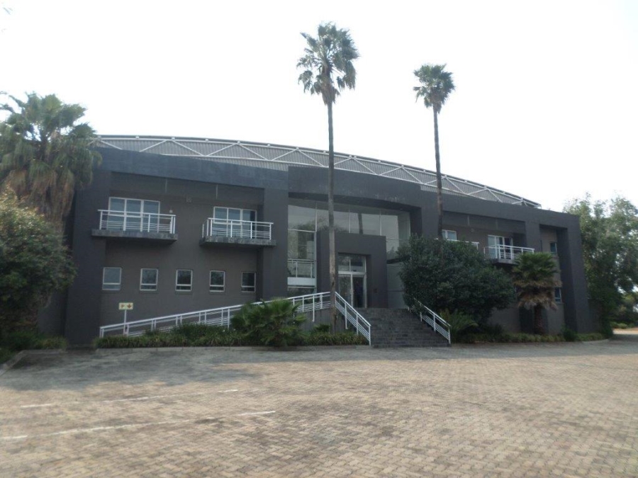 To Let Commercial Property for Rent in Longmeadow Gauteng