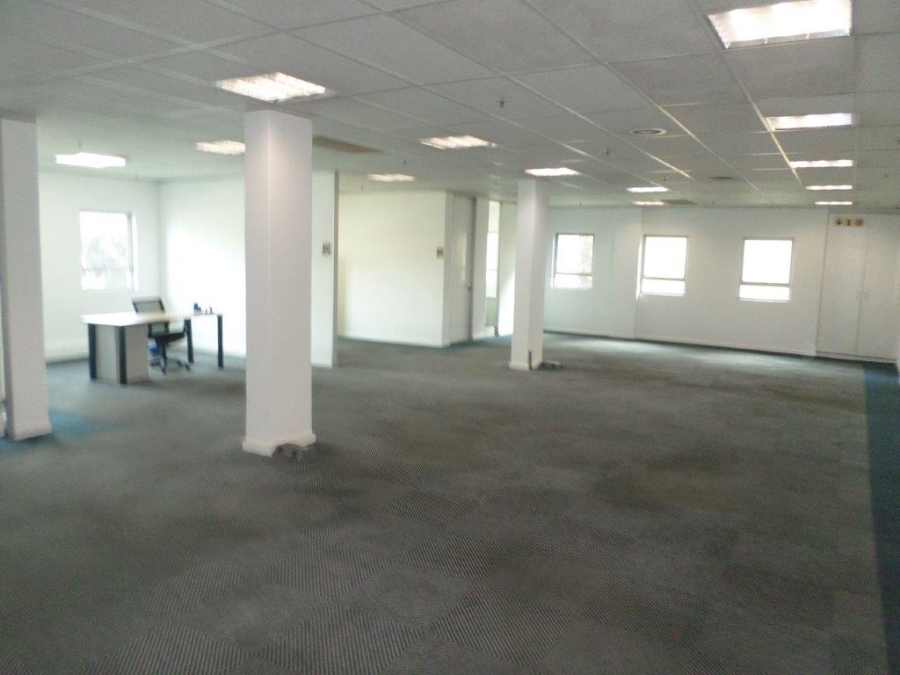 To Let Commercial Property for Rent in Longmeadow Gauteng