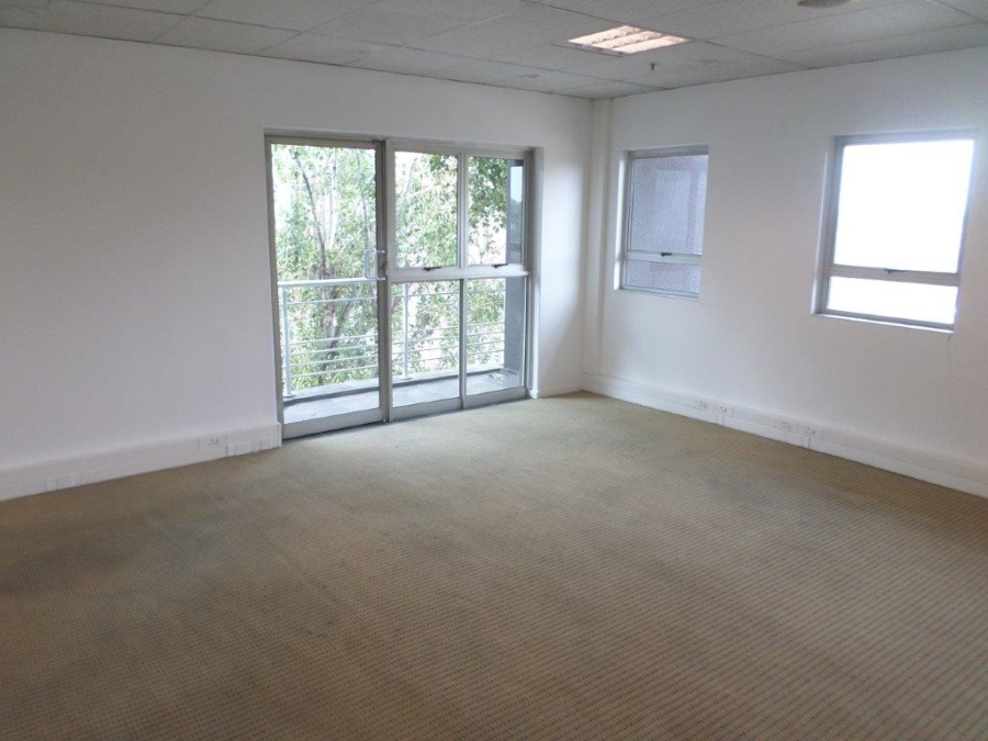 To Let Commercial Property for Rent in Longmeadow Gauteng