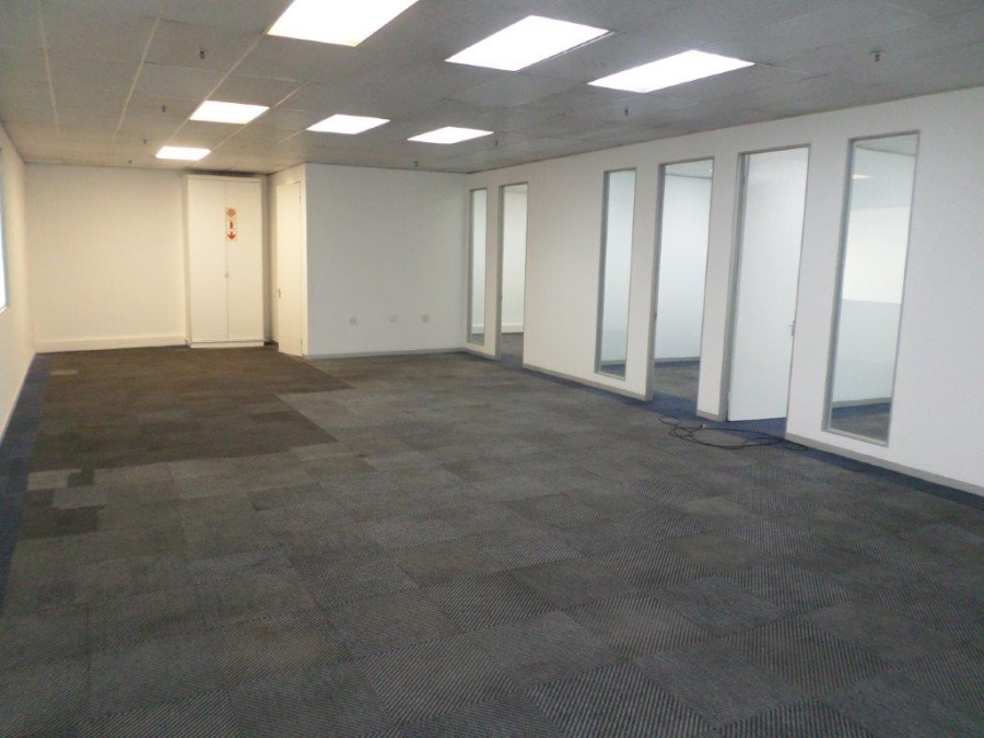 To Let Commercial Property for Rent in Longmeadow Gauteng