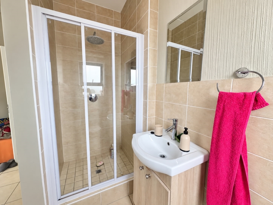 2 Bedroom Property for Sale in Bergbron Gauteng