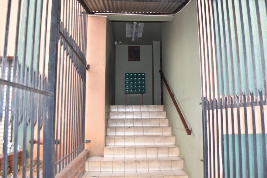 2 Bedroom Property for Sale in Pretoria West Gauteng