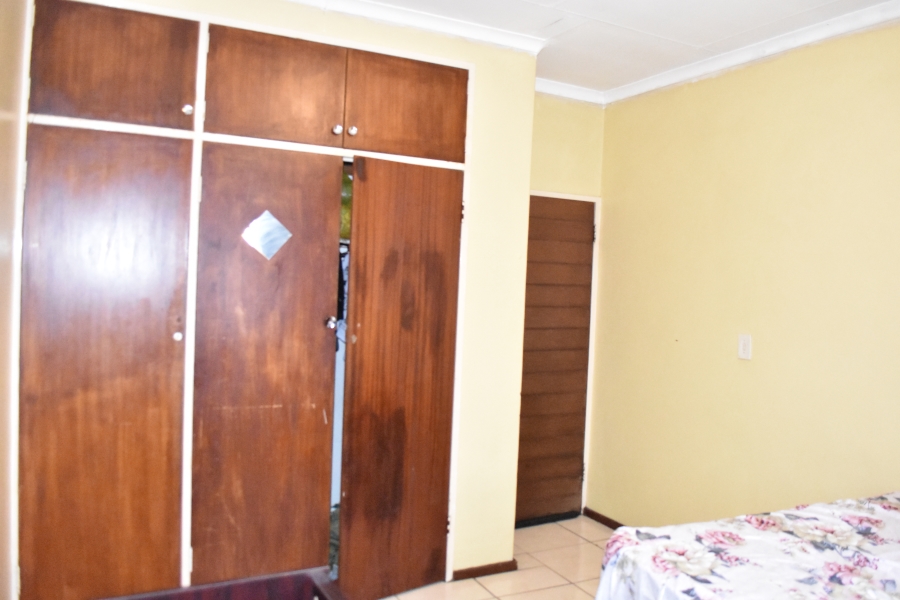 2 Bedroom Property for Sale in Pretoria West Gauteng