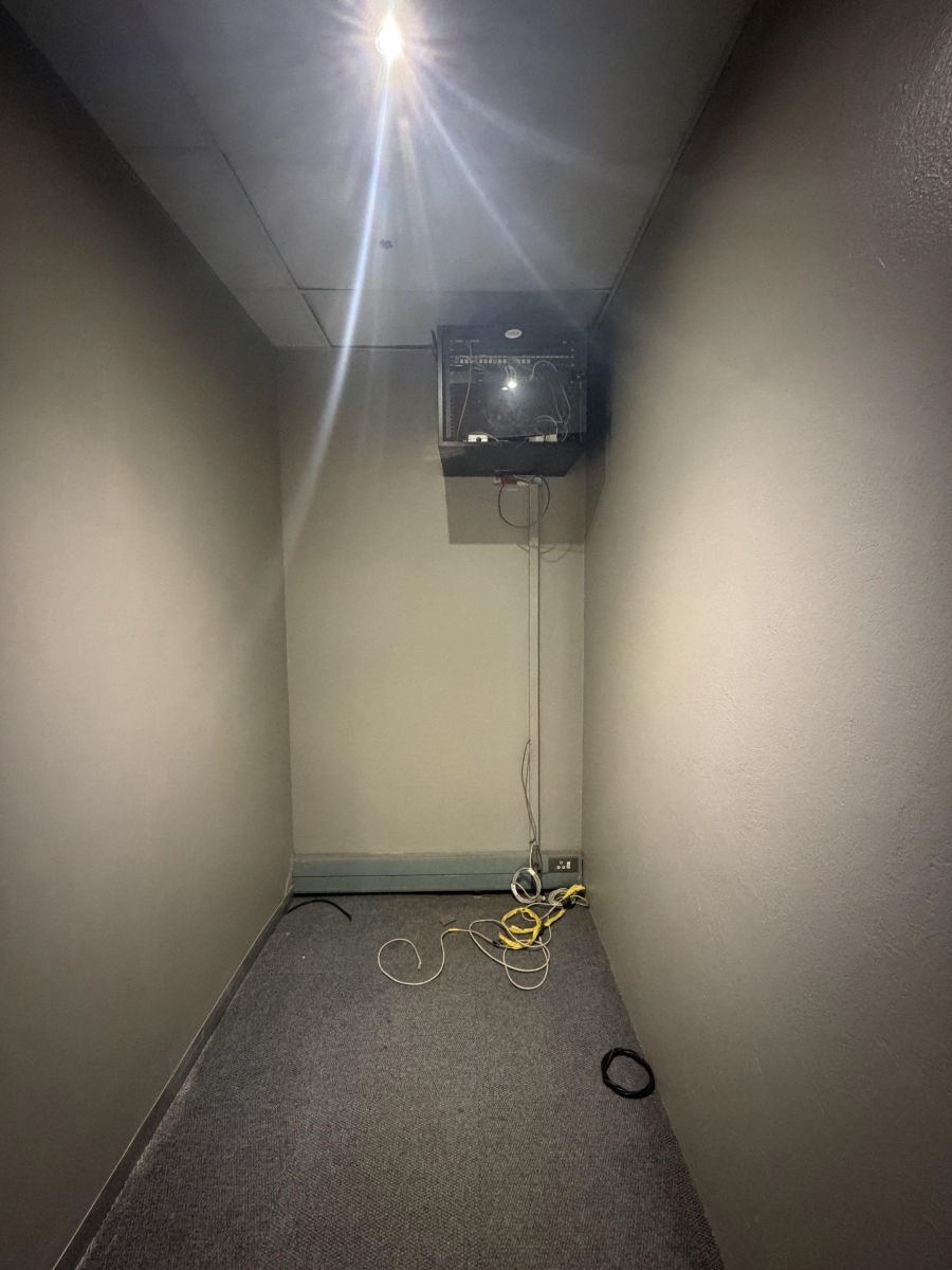 To Let Commercial Property for Rent in Heuwelsig Estate Gauteng