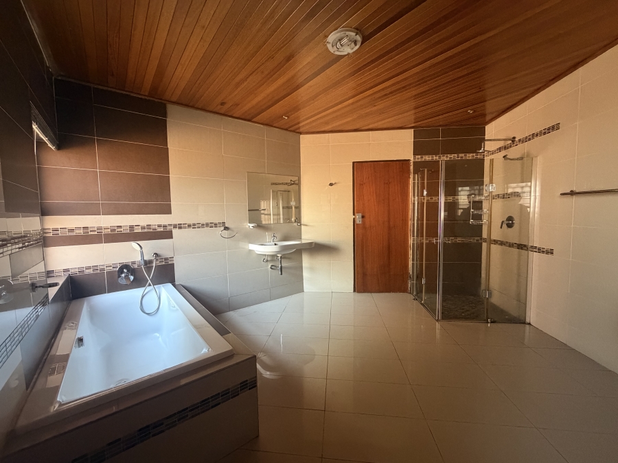 To Let 2 Bedroom Property for Rent in Laudium Gauteng