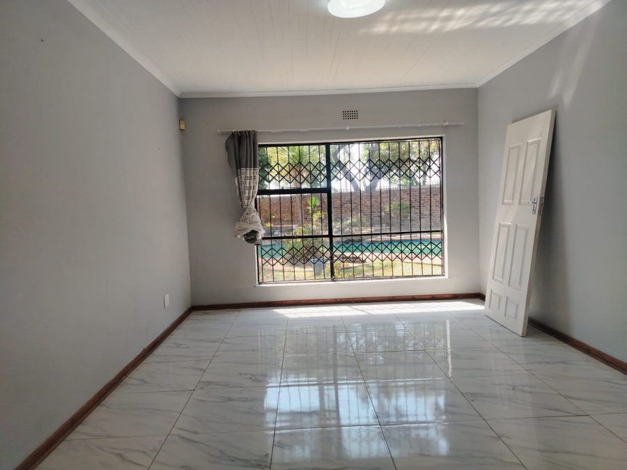 To Let 3 Bedroom Property for Rent in Norkem Park Gauteng