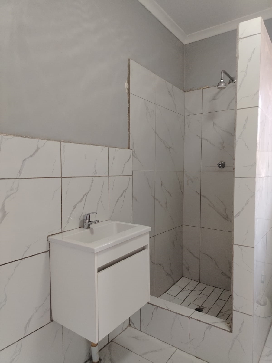 To Let 3 Bedroom Property for Rent in Norkem Park Gauteng