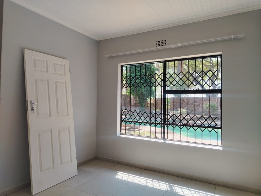 To Let 3 Bedroom Property for Rent in Norkem Park Gauteng