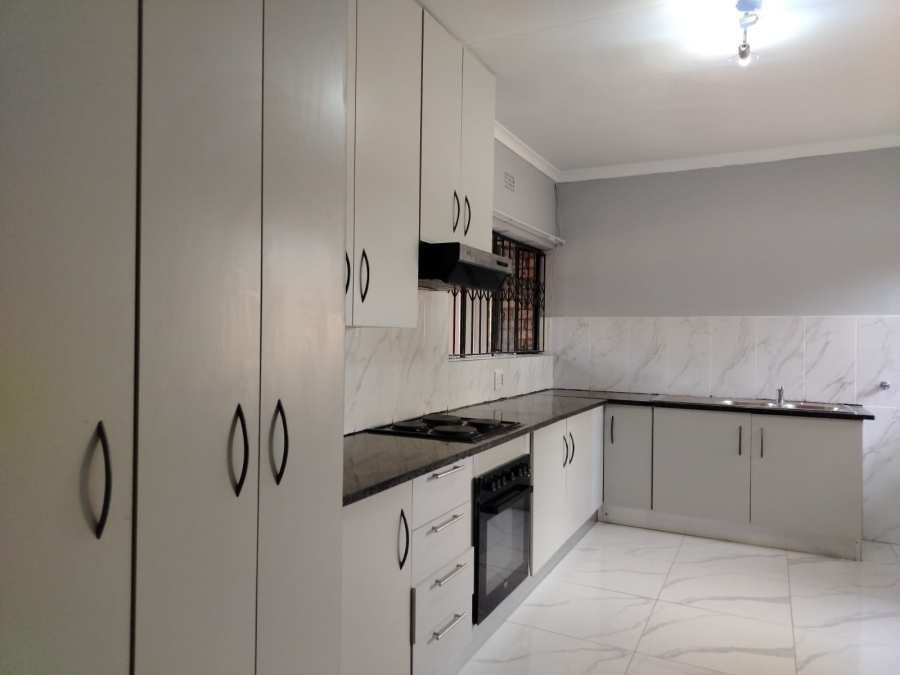 To Let 3 Bedroom Property for Rent in Norkem Park Gauteng