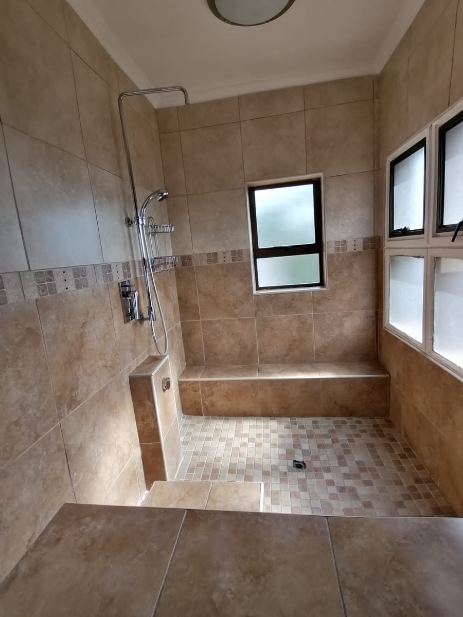 To Let 5 Bedroom Property for Rent in Laudium Gauteng