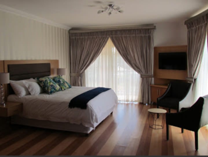 To Let 5 Bedroom Property for Rent in Laudium Gauteng