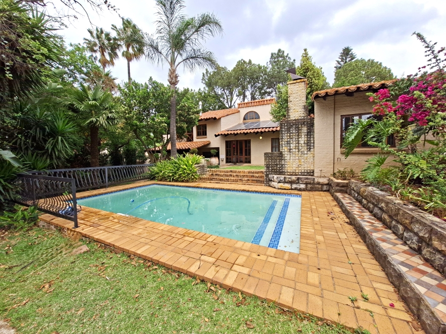4 Bedroom Property for Sale in Waterkloof Ridge Gauteng