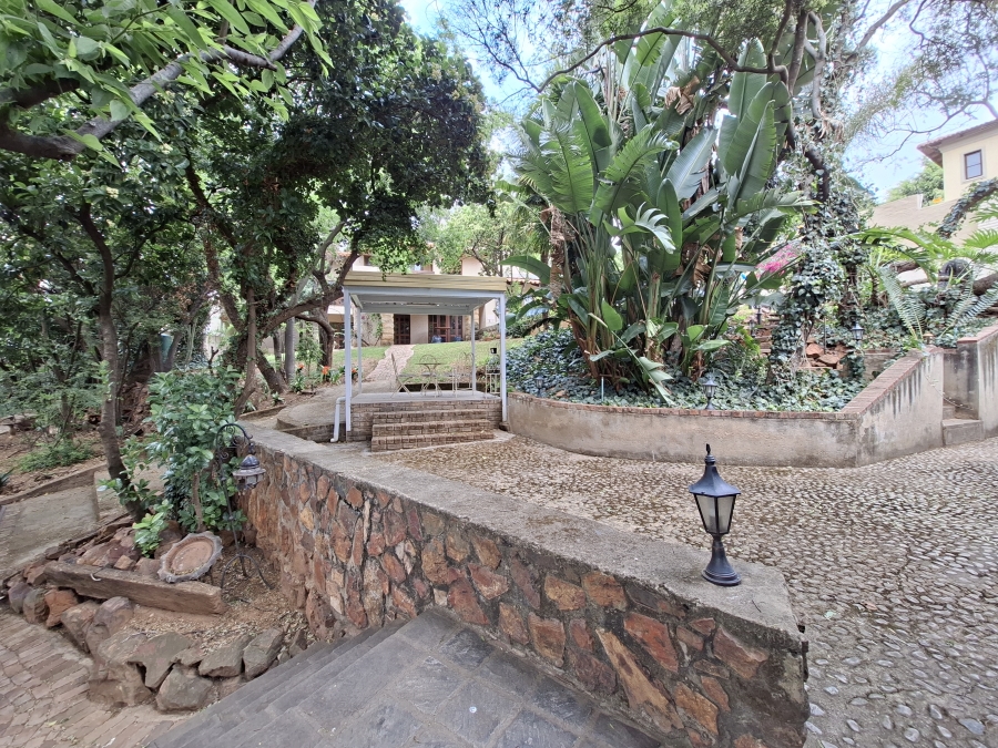 4 Bedroom Property for Sale in Waterkloof Ridge Gauteng