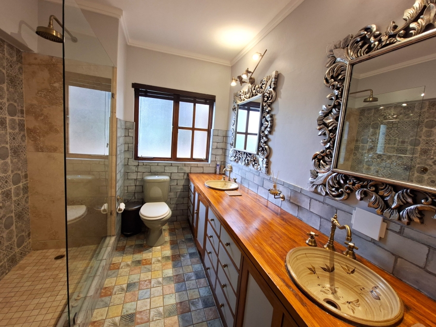 4 Bedroom Property for Sale in Waterkloof Ridge Gauteng