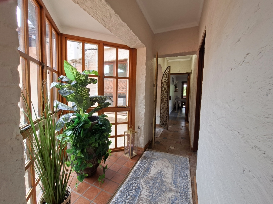4 Bedroom Property for Sale in Waterkloof Ridge Gauteng