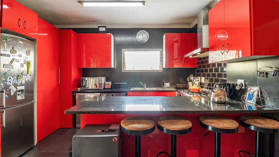 To Let 3 Bedroom Property for Rent in Buccleuch Gauteng