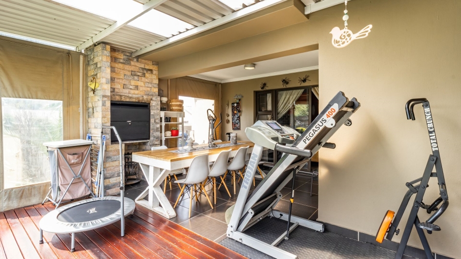 To Let 3 Bedroom Property for Rent in Buccleuch Gauteng