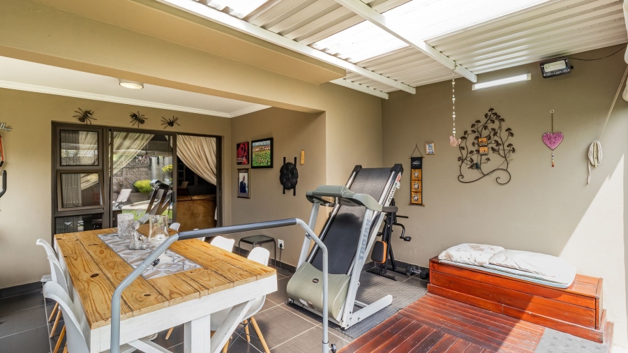 To Let 3 Bedroom Property for Rent in Buccleuch Gauteng
