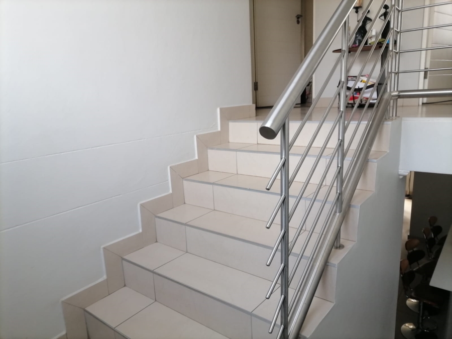 4 Bedroom Property for Sale in Raslouw Gauteng