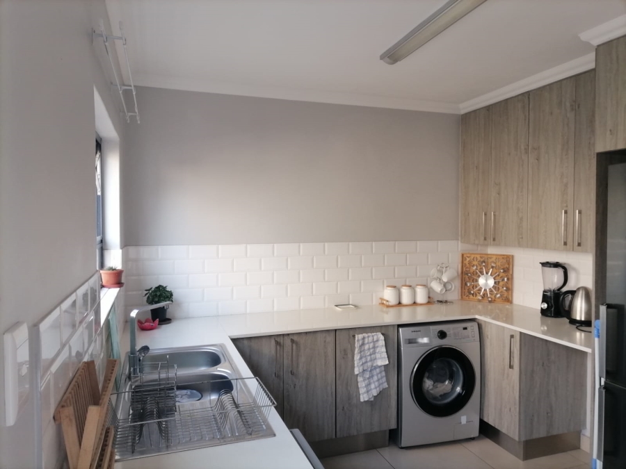 4 Bedroom Property for Sale in Raslouw Gauteng