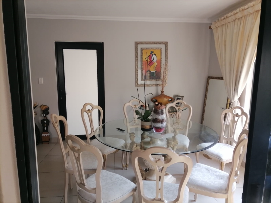 4 Bedroom Property for Sale in Raslouw Gauteng