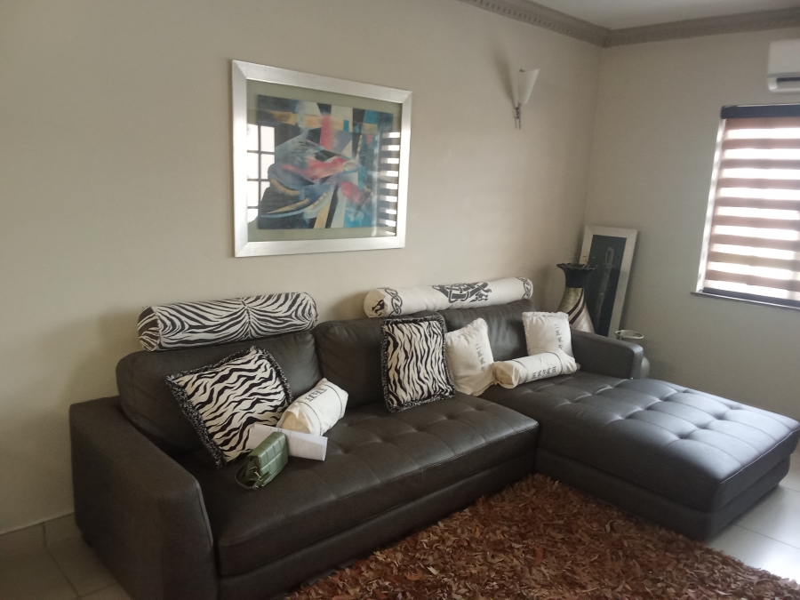 2 Bedroom Property for Sale in Peacehaven Gauteng
